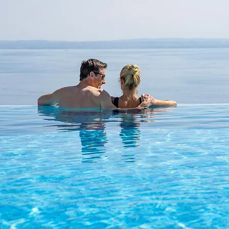 Madrigale Panoramic Lifestyle & Soulful Otel Costermano