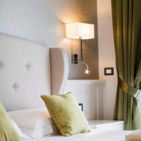 Hotel Madrigale Panoramic Lifestyle & Soulful Costermano