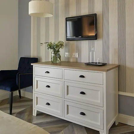 Отель Madrigale Panoramic Lifestyle & Soulful 4*