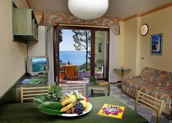 Madrigale Panoramic Lifestyle & Soulful ホテル 4*
