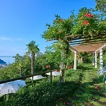Отель Madrigale Panoramic Lifestyle & Soulful Костермано