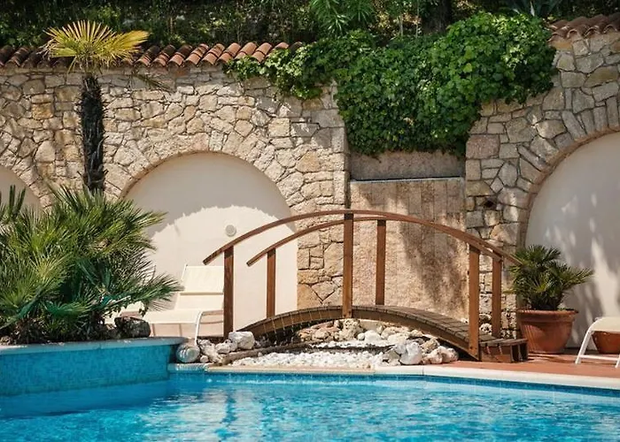 Отель Madrigale Panoramic Lifestyle & Soulful 4*