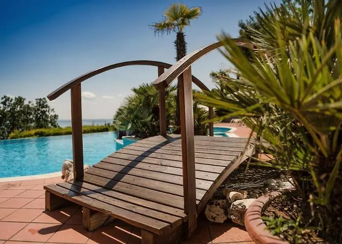 Отель Madrigale Panoramic Lifestyle & Soulful 4*