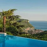 Madrigale Panoramic Lifestyle & Soulful Costermano