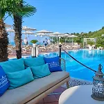 Madrigale Panoramic Lifestyle & Soulful