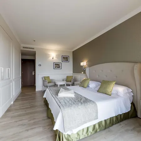 Madrigale Panoramic Lifestyle & Soulful Hotel Costermano