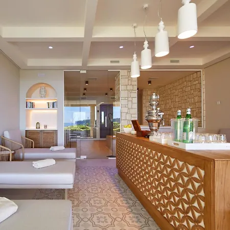 Hotel Madrigale Panoramic Lifestyle & Soulful