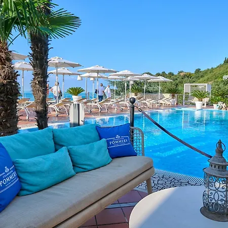 Madrigale Panoramic Lifestyle & Soulful