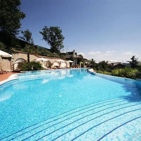 Madrigale Panoramic Lifestyle & Soulful 4* Costermano
